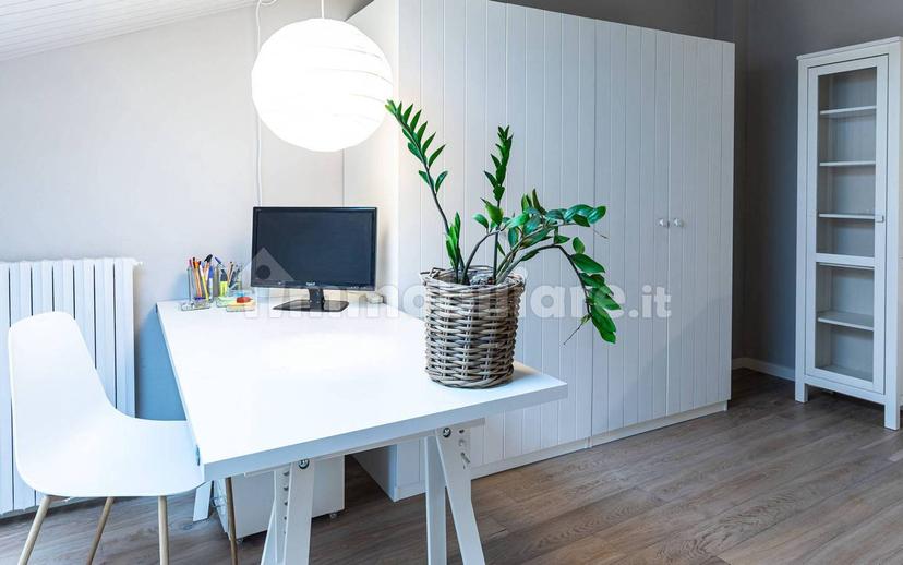 Mansarda ottimo stato, 80 m², Centro Storico, Reggio Emilia