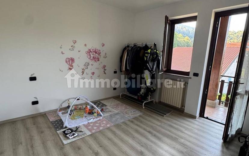 Trilocale via Piave 42B, Centro, Borgosesia — foto 4 di 11
