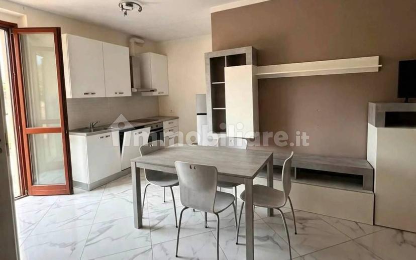 Trilocale piano terra, Centro, Linarolo — foto 4 di 10