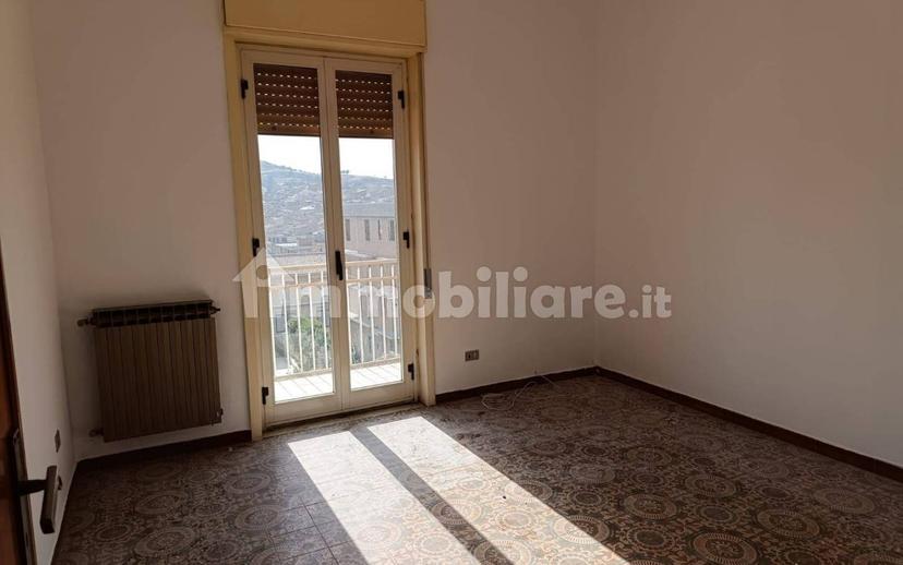 Quadrilocale via Jan Palach 11, Santa Caterina Villarmosa — foto 5 di 14