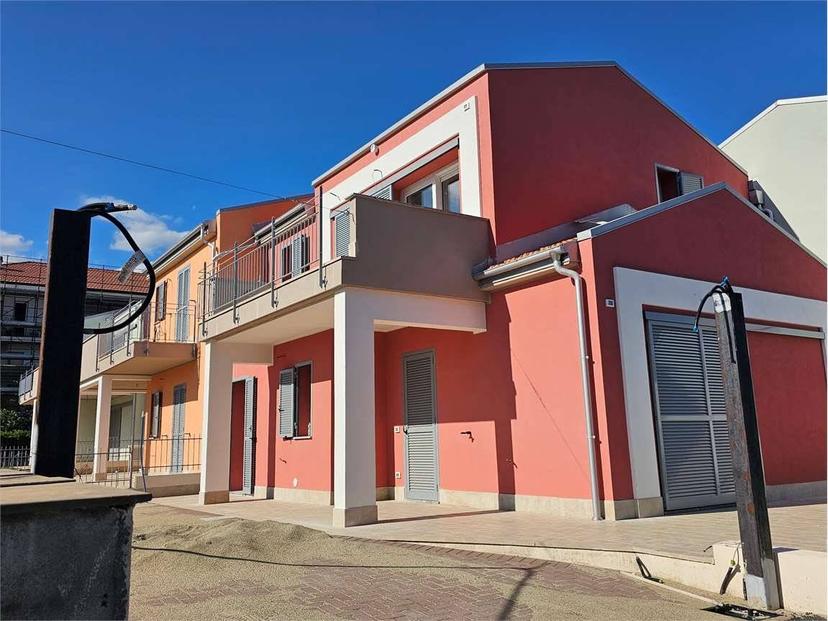 Trilocale via Della Bea, Centro, Diano Marina — foto 3 di 12
