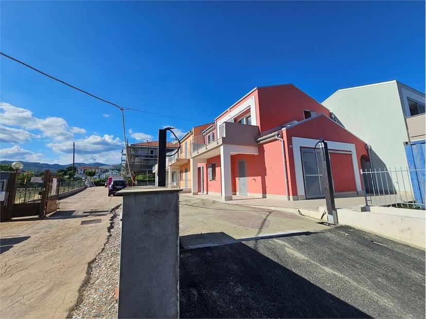 Bilocale via Della Bea, Centro, Diano Marina — foto 11 di 12