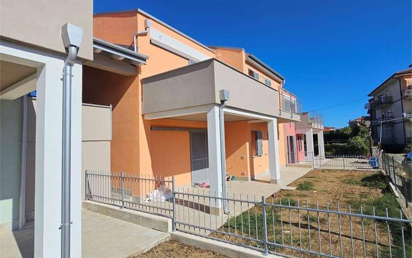 Bilocale via Della Bea, Centro, Diano Marina — foto 10 di 12