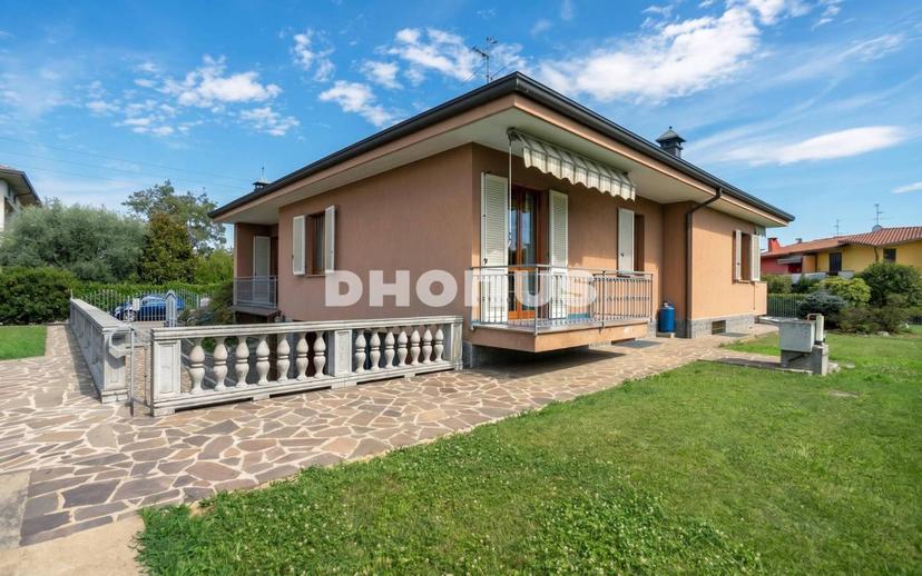 Villa unifamiliare via Boccaccio, 25, Centro, Verdellino — foto 7 di 49