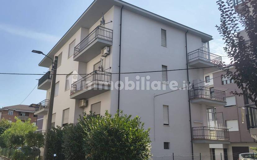 Quadrilocale via Aldo Moro 28, Borgo Piave, Corso Europa, Zona Ferrero, Alba — foto 25 di 28