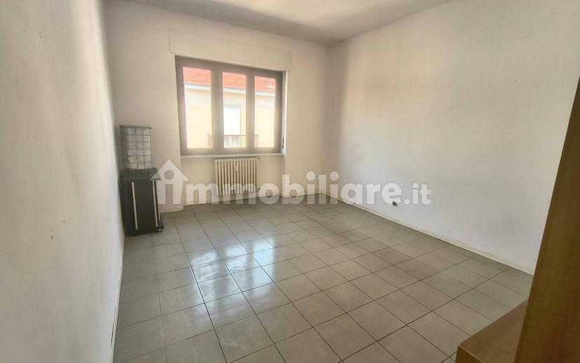 Quadrilocale via Aldo Moro 28, Borgo Piave, Corso Europa, Zona Ferrero, Alba — foto 14 di 28