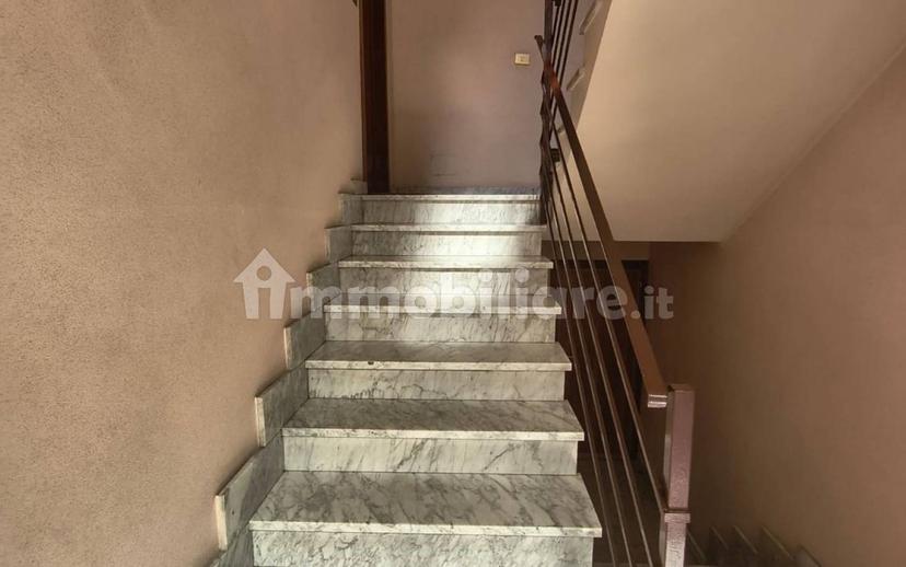 Quadrilocale via Aldo Moro 28, Borgo Piave, Corso Europa, Zona Ferrero, Alba — foto 3 di 28