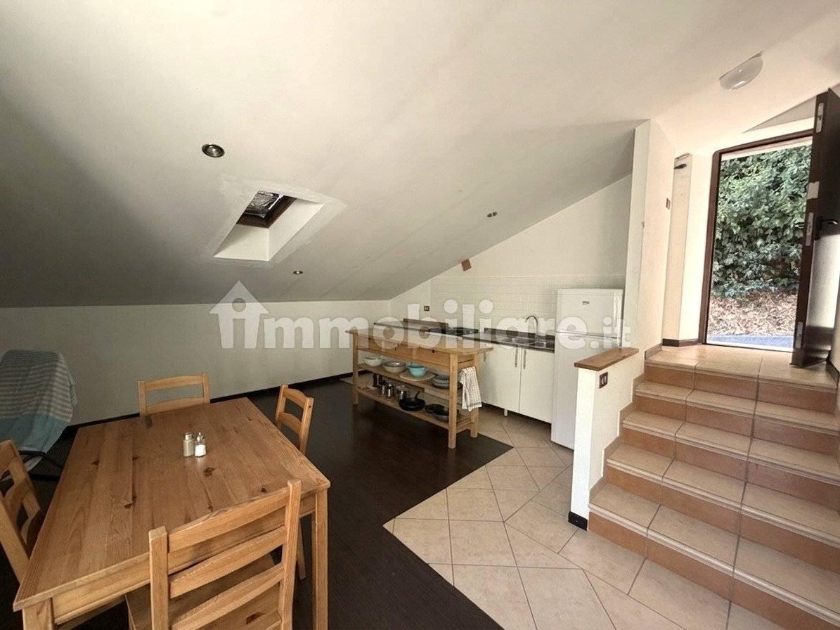 Villa unifamiliare, da ristrutturare, 250 m², Gretta, Trieste