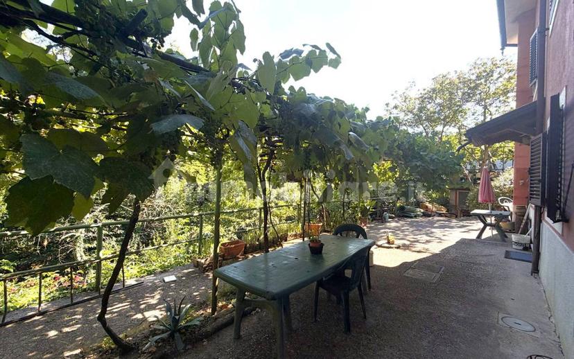 Villa unifamiliare, da ristrutturare, 250 m², Gretta, Trieste — foto 9 di 13