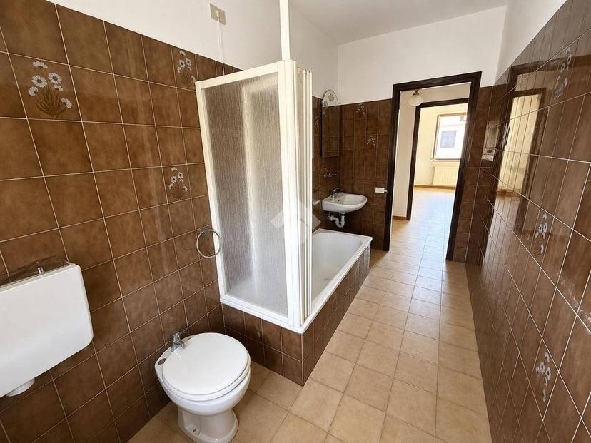 Quadrilocale via Lino Saettone 50, Centro, Albisola Superiore — foto 6 di 26