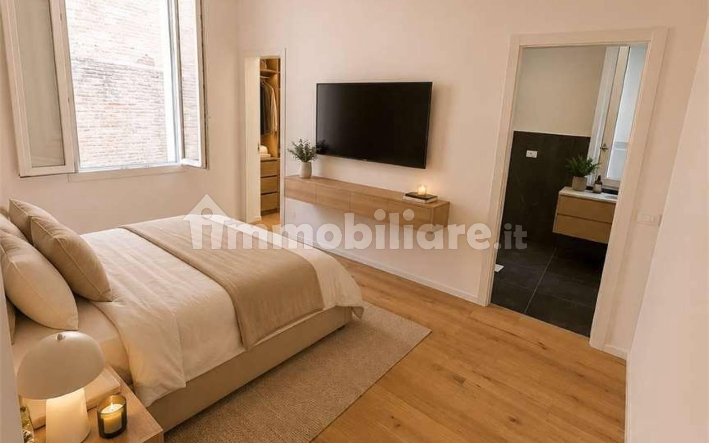 Quadrilocale ottimo stato, primo piano, Centro Storico, Reggio Emilia
