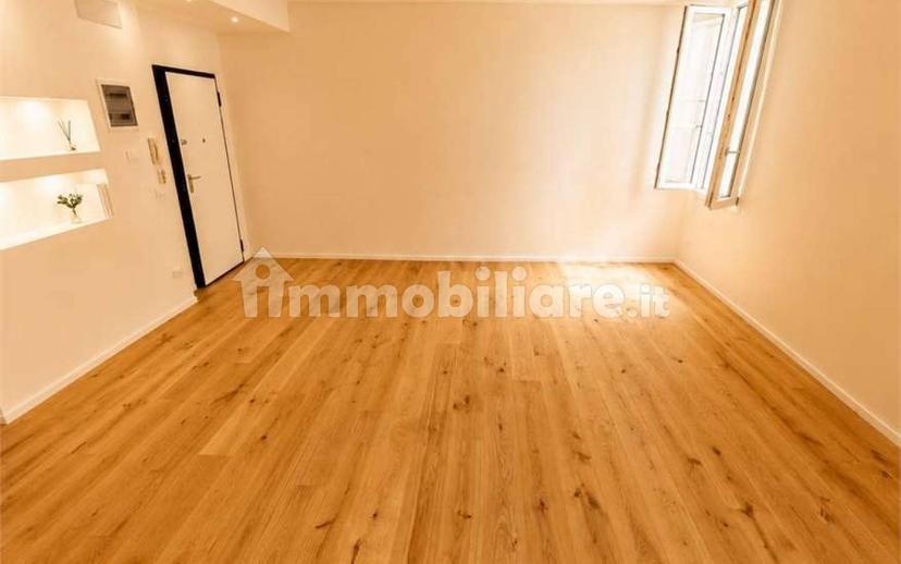 Quadrilocale ottimo stato, primo piano, Centro Storico, Reggio Emilia — foto 8 di 25