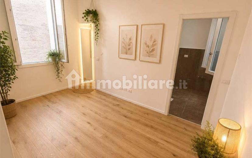 Quadrilocale ottimo stato, primo piano, Centro Storico, Reggio Emilia — foto 17 di 25