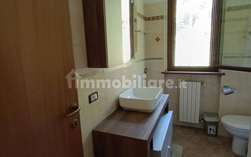 Trilocale sgarbina, Montebello della Battaglia — foto 35 di 35