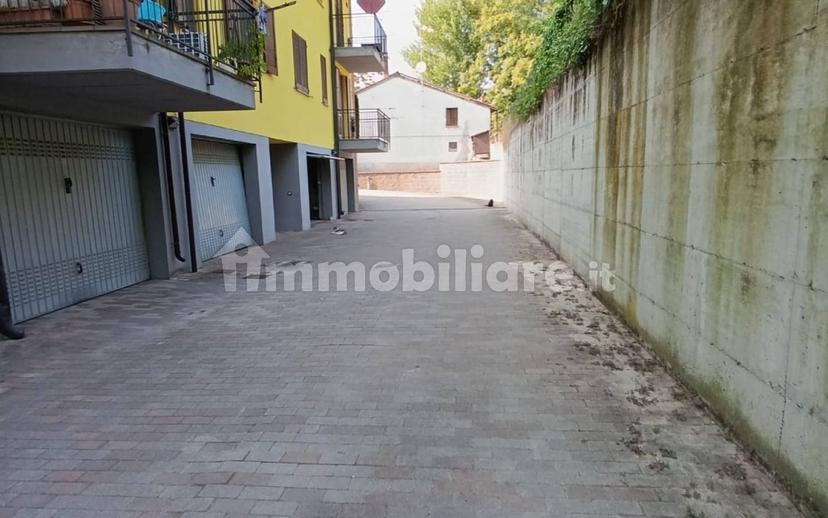 Trilocale sgarbina, Montebello della Battaglia — foto 19 di 35