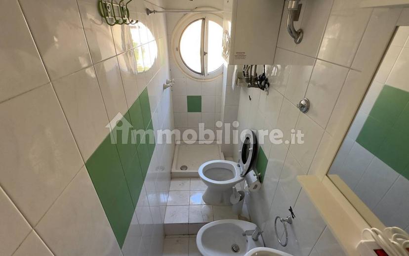 Bilocale piazzale Gorizia 22, Centro Storico, Latina