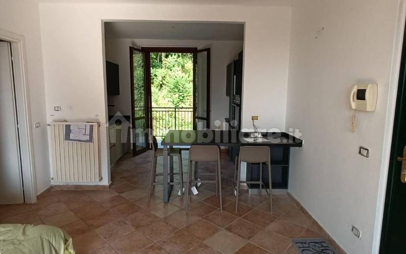 Trilocale sgarbina, Montebello della Battaglia — foto 8 di 35