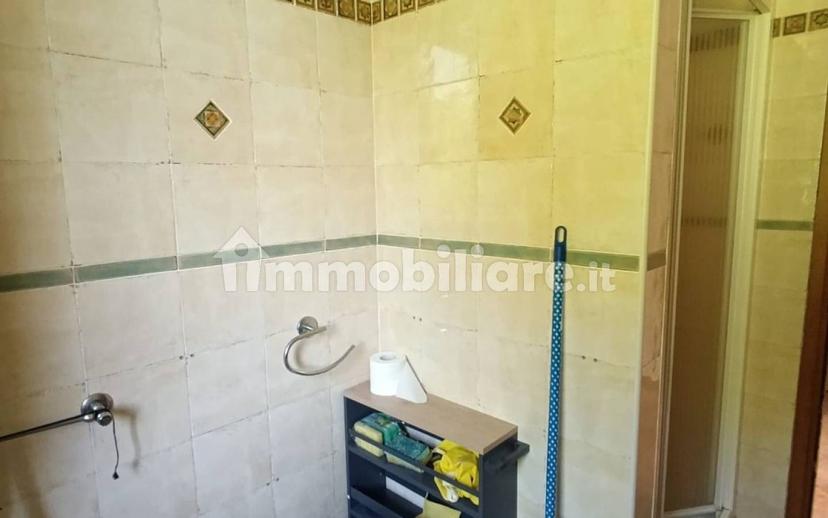 Trilocale sgarbina, Montebello della Battaglia — foto 22 di 35