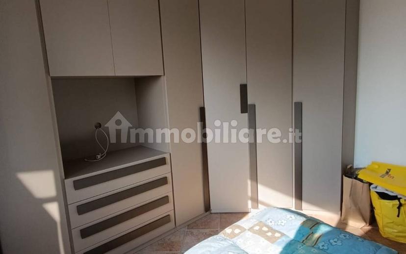 Trilocale sgarbina, Montebello della Battaglia — foto 23 di 35