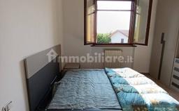 Trilocale sgarbina, Montebello della Battaglia