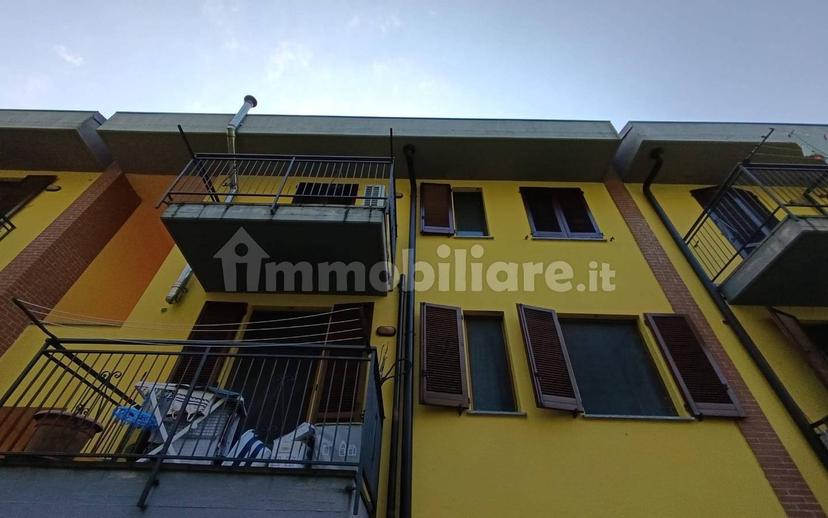 Trilocale sgarbina, Montebello della Battaglia — foto 26 di 35
