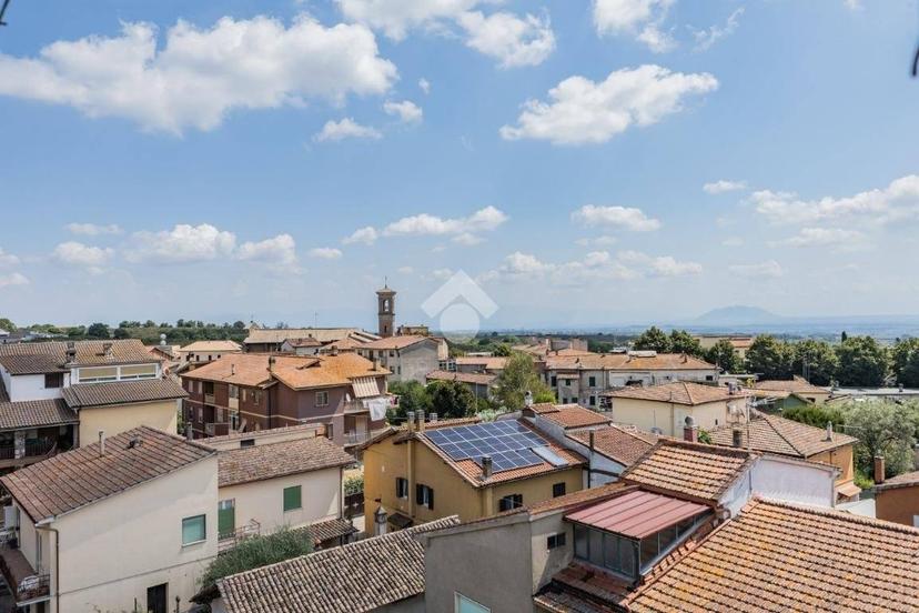 Bilocale via San Giovanni 72, Centro, Ronciglione
