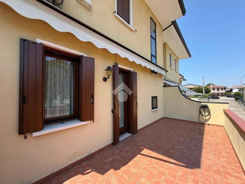 Villa a schiera via San Pio X 10, Carità, Lancenigo, Villorba — foto 8 di 42
