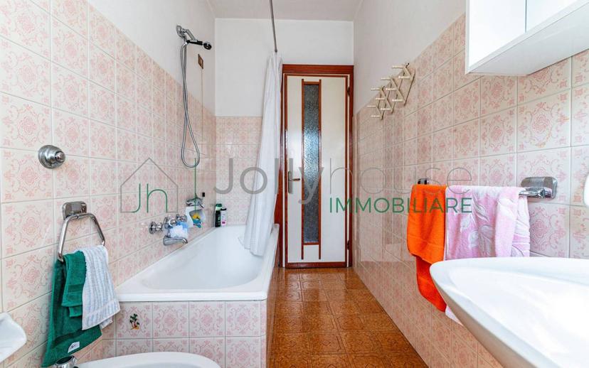Villa bifamiliare via Villaggio del Sole 2/a, Centro, Castione della Presolana — foto 19 di 46