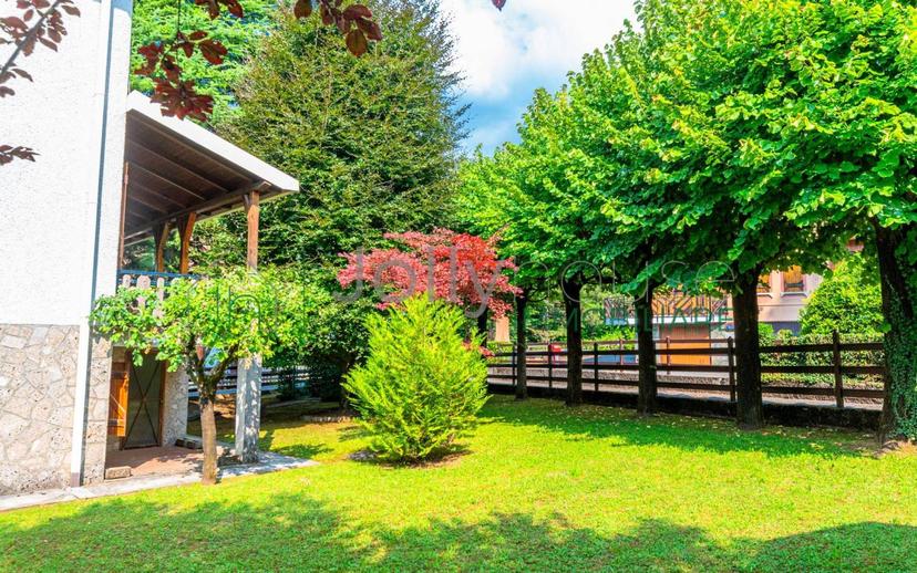 Villa bifamiliare via Villaggio del Sole 2/a, Centro, Castione della Presolana — foto 9 di 46