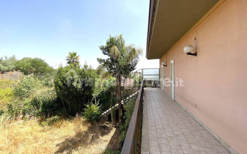 Appartamento via Etnea 415, Centro, Mascalucia — foto 3 di 42