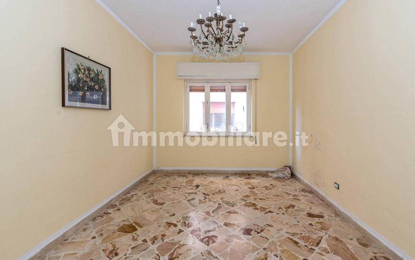Quadrilocale corso Umberto I 975, Ficarazzi