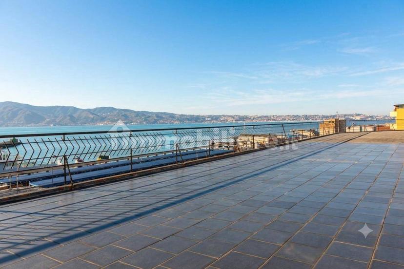 Attico via Giuseppe Garibaldi 89, Centro, Villa San Giovanni — foto 11 di 20