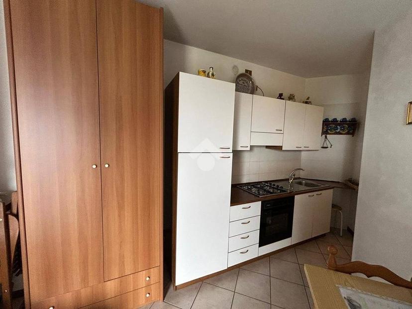 Monolocale via PADRE A. M. di Francia 35, Rivoltella, Desenzano del Garda — foto 3 di 7