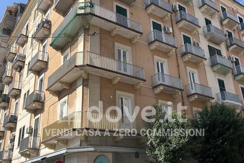 Trilocale via G. Oberdan 102, Borgo, Taranto