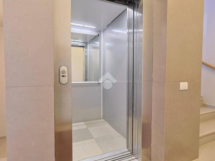 Bilocale via Fratelli Cervi, Carrozzone, Reggio Emilia — foto 3 di 43