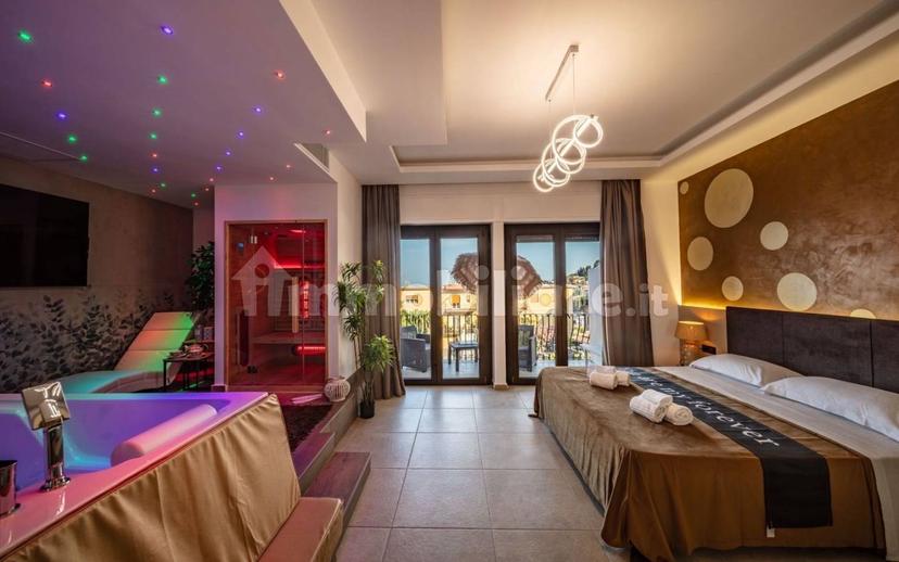 Bilocale ottimo stato, primo piano, Centro, Taormina