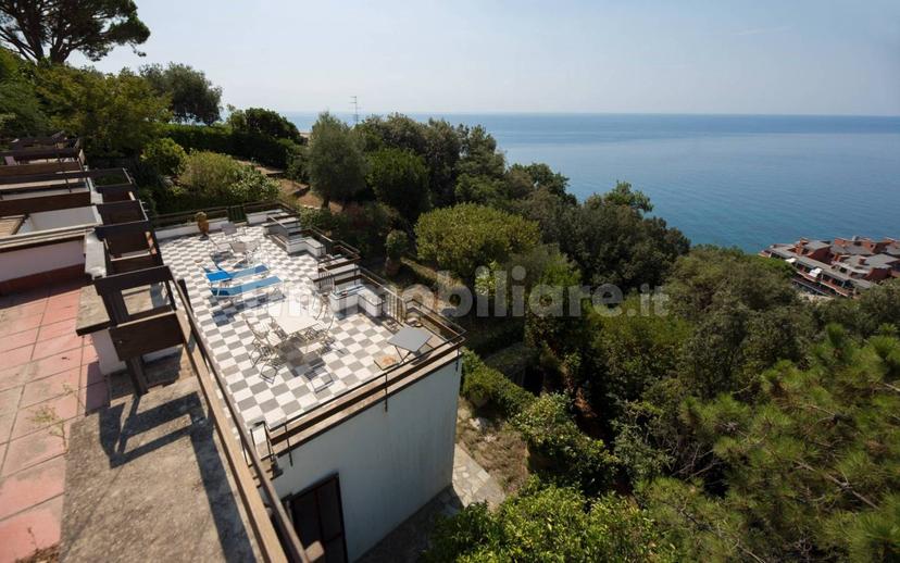 Villa unifamiliare via dell'Erica, Pineta, Arenzano — foto 15 di 68