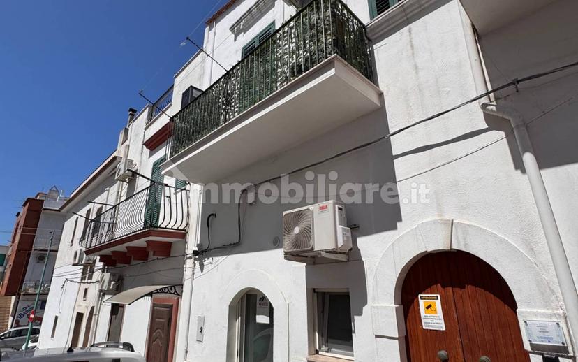 Monolocale via Alessandro Manzoni 2, Peschici — foto 6 di 17