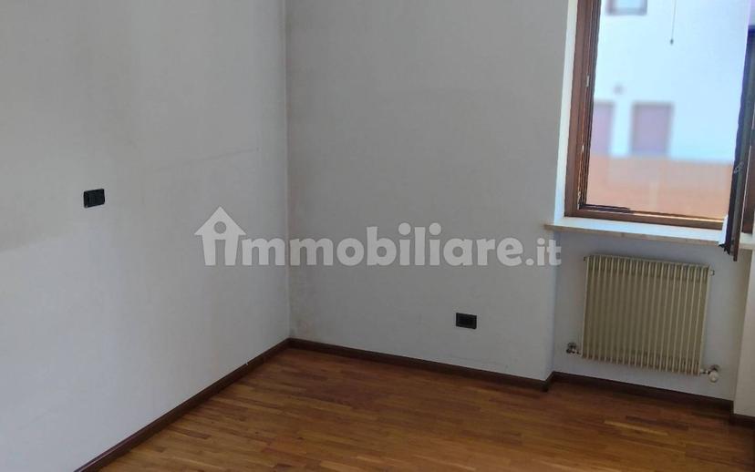 Appartamento buono stato, primo piano, Mel, Borgo Valbelluna — foto 4 di 6