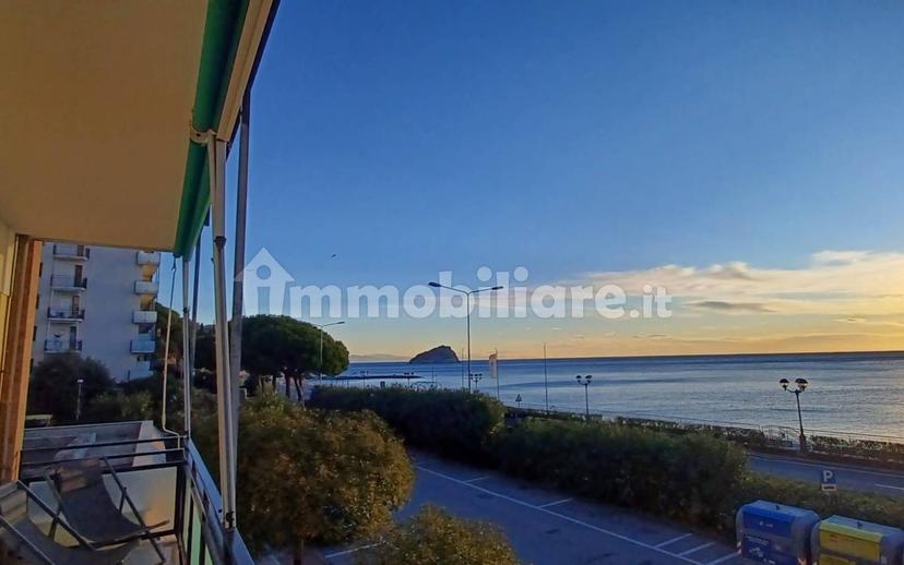 Trilocale via Berninzoni 112, Spotorno — foto 3 di 11