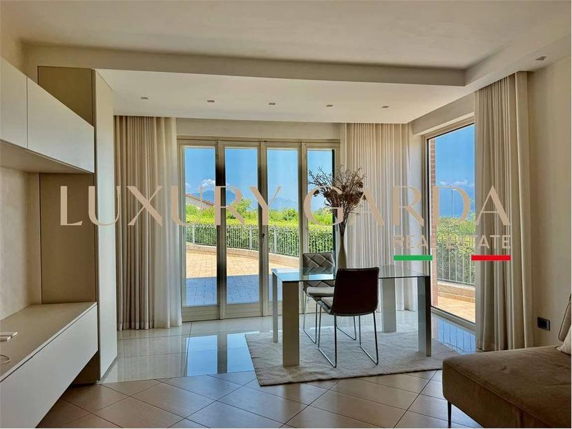 Villa a schiera via Sirmione, 4, Barcuzzi, Lonato del Garda — foto 5 di 16
