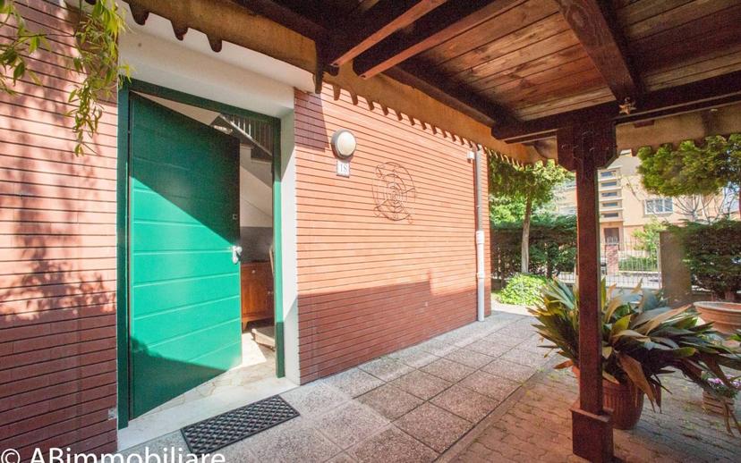 Villa bifamiliare via Gabriella degli Esposti, Centro, Castelfranco Emilia — foto 20 di 20