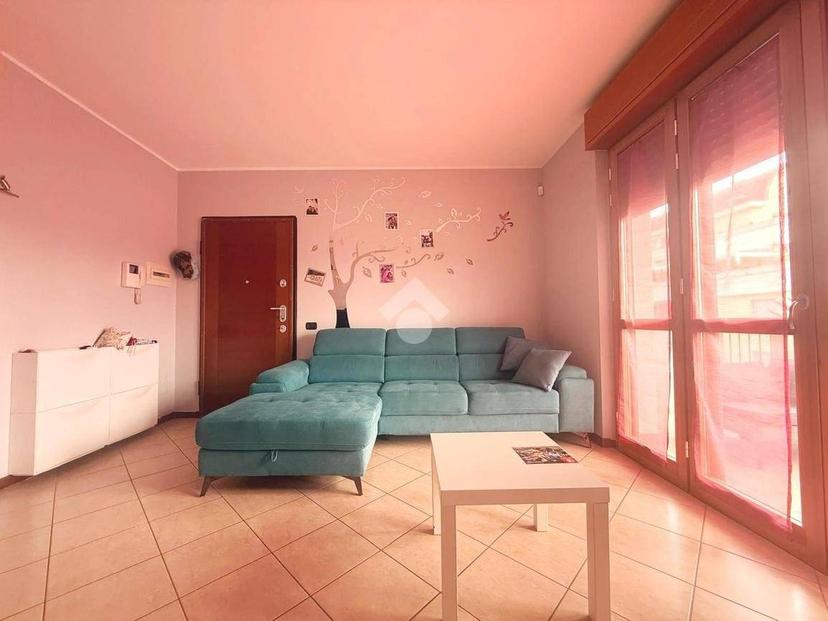Trilocale via Marco Biagi 8, Gerenzano — foto 2 di 23