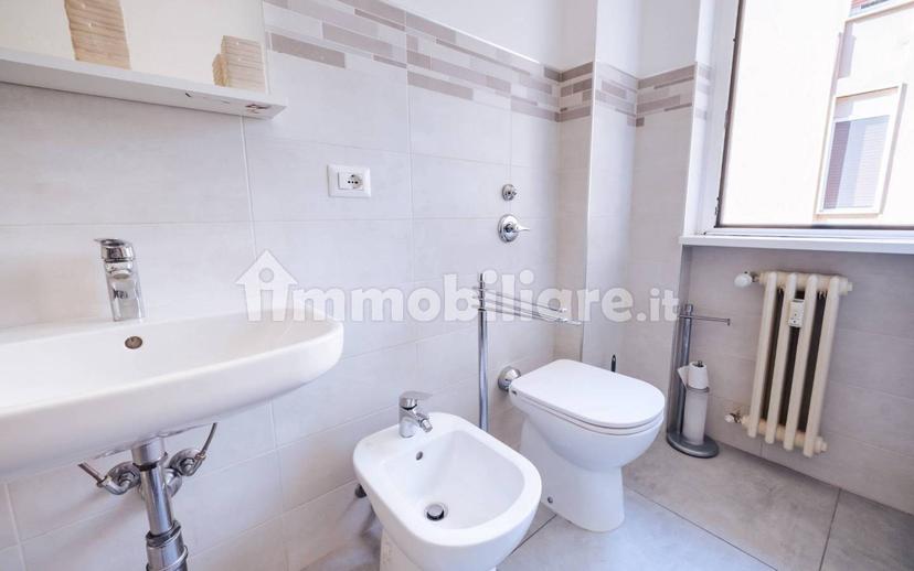 Bilocale via Dante Alighieri 24, Centro, Bernareggio — foto 6 di 23