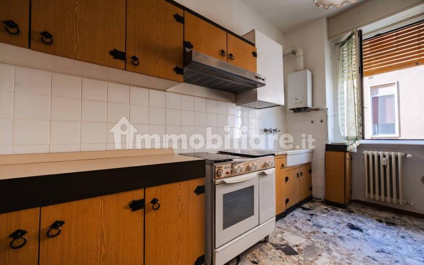 Bilocale via Dante Alighieri 24, Centro, Bernareggio — foto 2 di 23