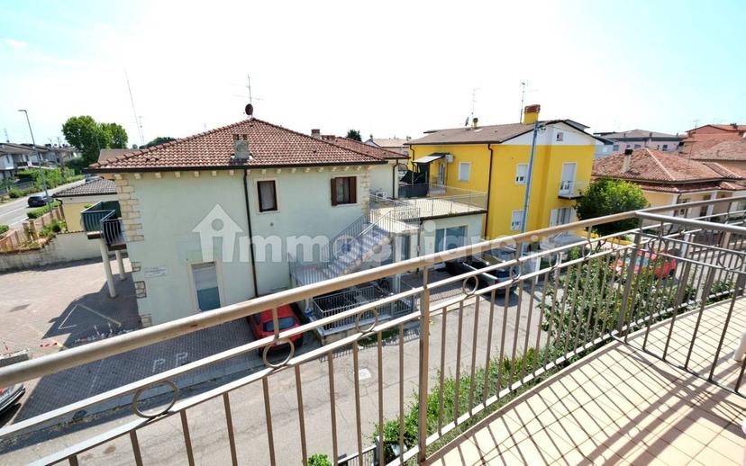 Trilocale via Mantova, Villafranca di Verona — foto 10 di 17