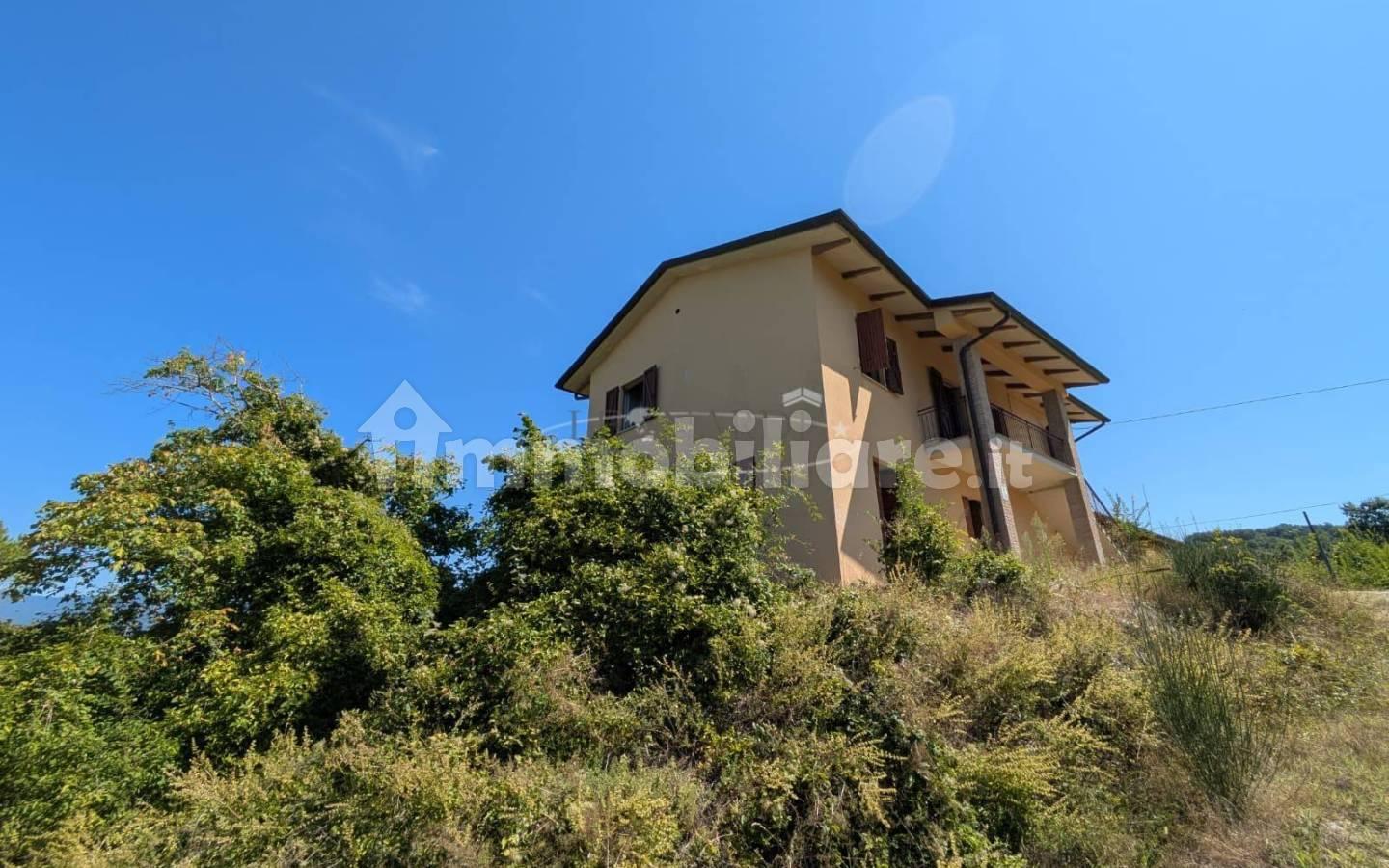 Casale, da ristrutturare, 250 m², Città di Castello