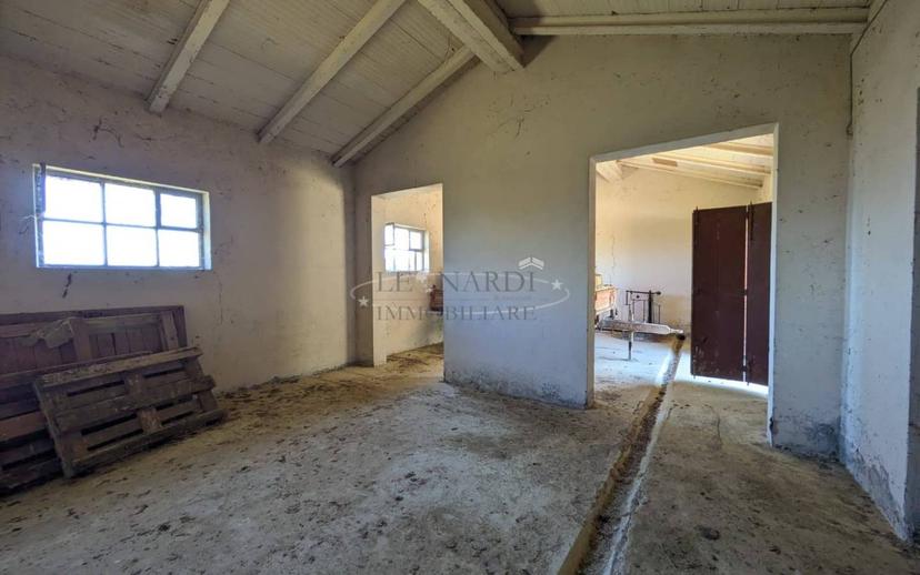 Casale, da ristrutturare, 250 m², Città di Castello — foto 23 di 35