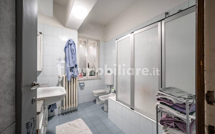 Trilocale frazione Parè, Valmadrera — foto 25 di 28