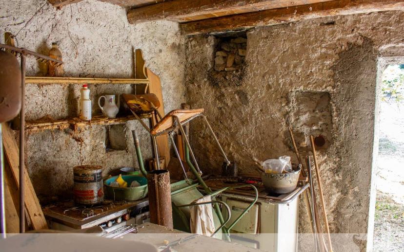 Rustico, da ristrutturare, 44 m², Fonzaso — foto 14 di 32
